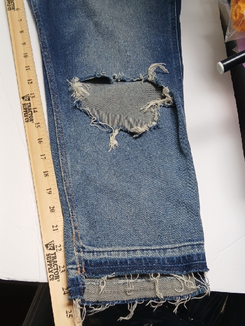 Hollister High Rise Slim Straight Vintage Stretch Cropped Distressed Jeans 13S - Picture 14 of 16
